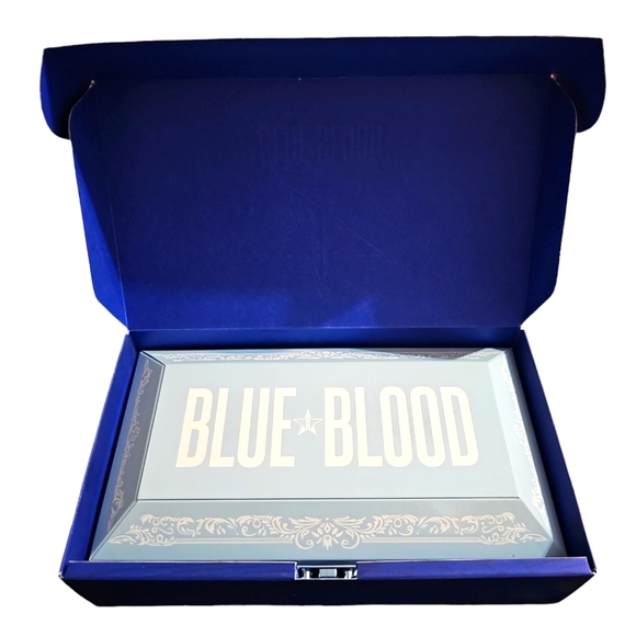 NEW W/ BOX Jeffree Star Cosmetics Large Blue Blood Eyeshadow Palette (18 Shades) - Picture 1 of 6